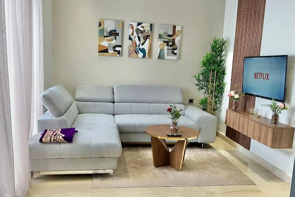 E19 L'Art De Vivre Urbain Au Coeur De Casablanca Apartment 0*,
